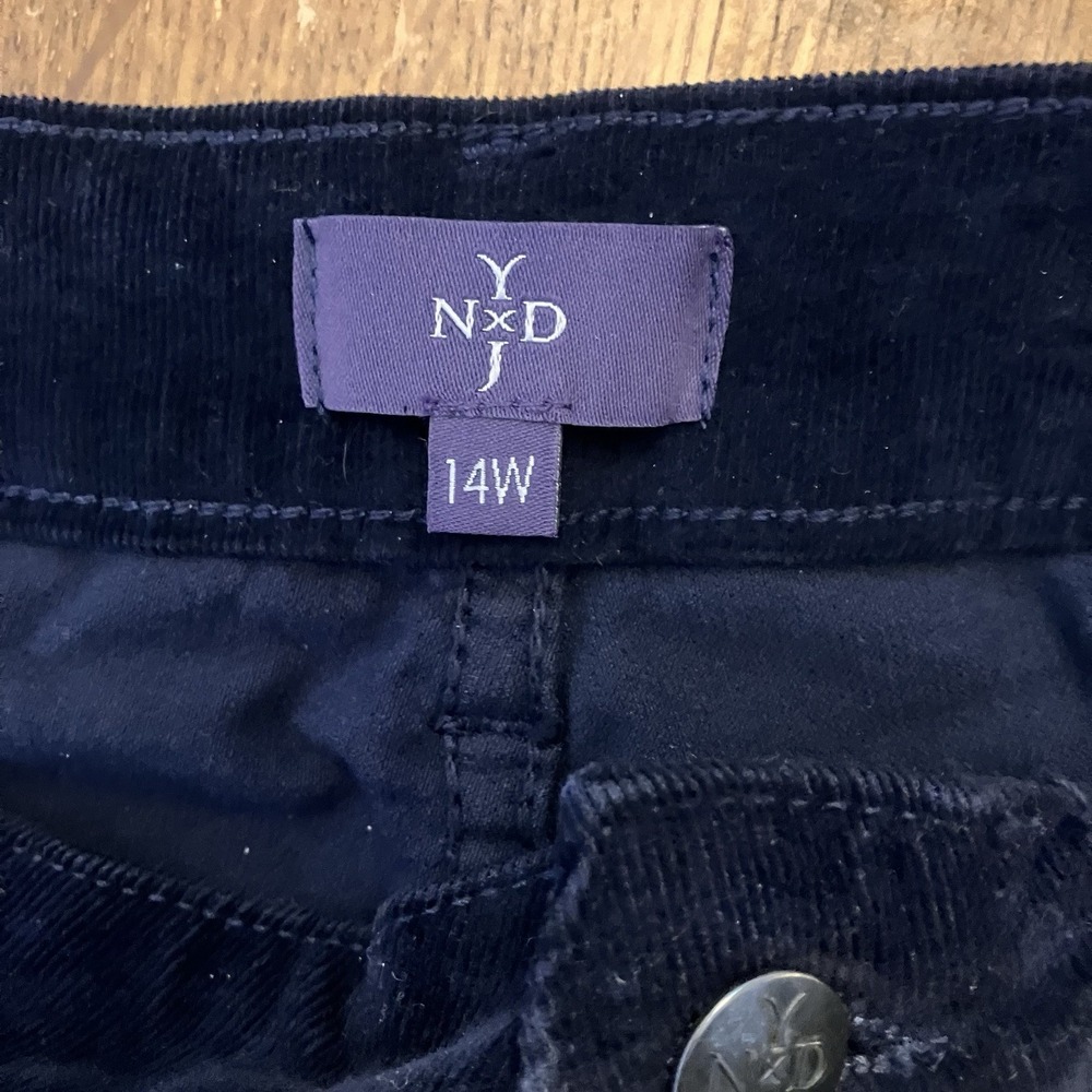 NWT NYDJ Straight Leg Corduroy Pants Navy Blue Size 14W Thin Wale Stretch 34x31 - Picture 8 of 15